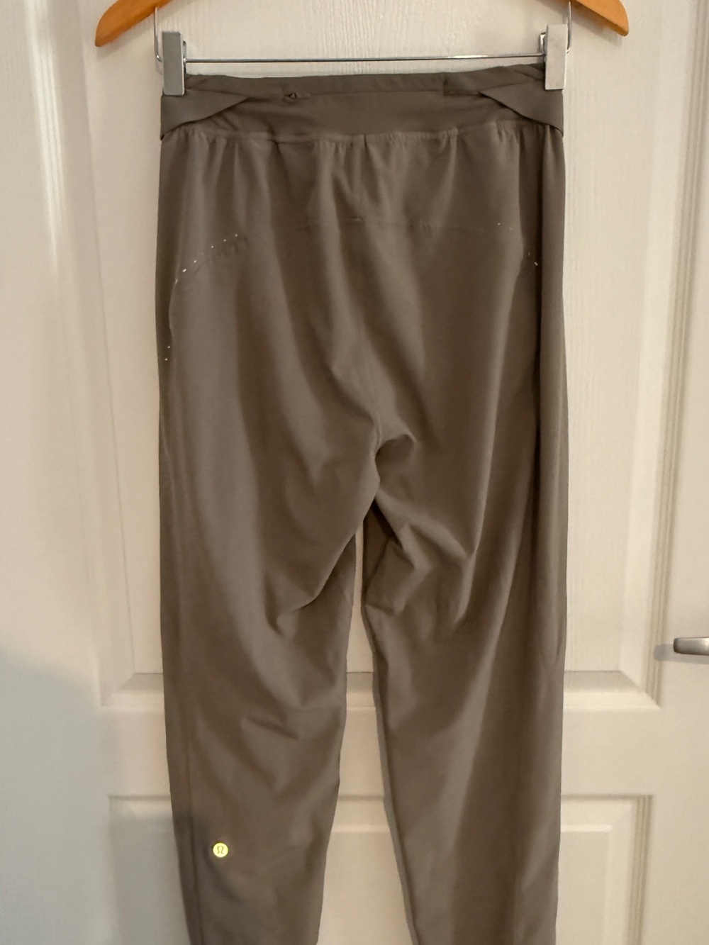 lululemon athletica Taupe Adapted state Pull-On Jogger Pants air flow - Picture 3 of 6